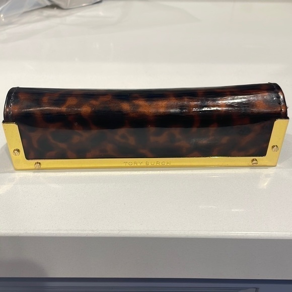 Tory Burch Brown Leopard Glasses Case. BEAUTIFUL!  Like New Condition!! - Picture 1 of 8